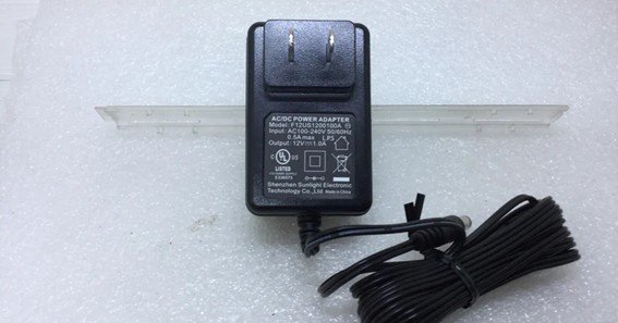 ac/dc adapter 100-240v 50-60hz